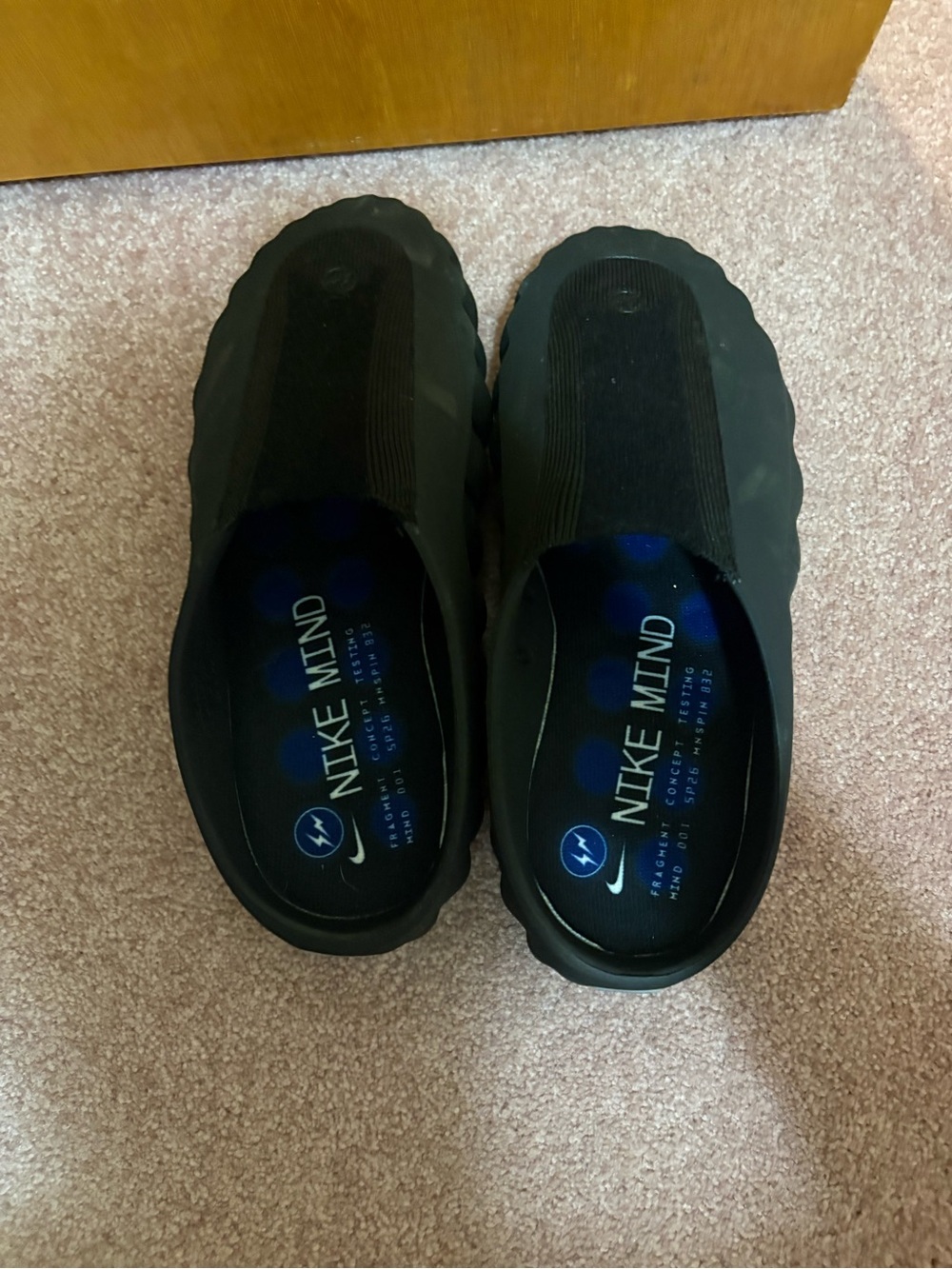 Nike Mind Men's Slip-On Loafers in Black